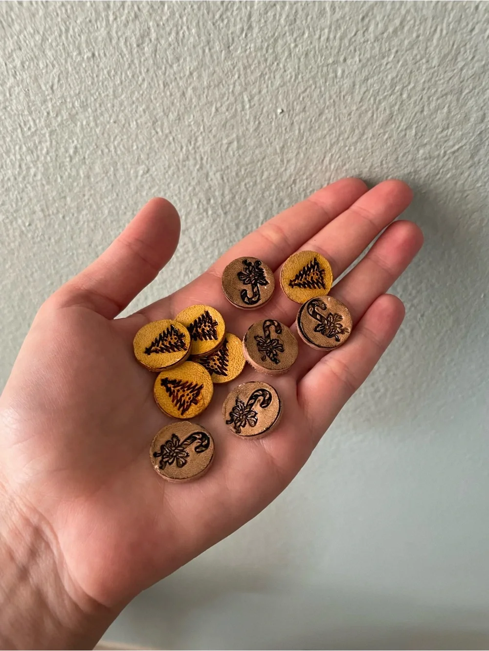 🌻5/$15🌻 Handmade | Christmas Holiday Leather Tic-Tac-Toe Board and Tokens